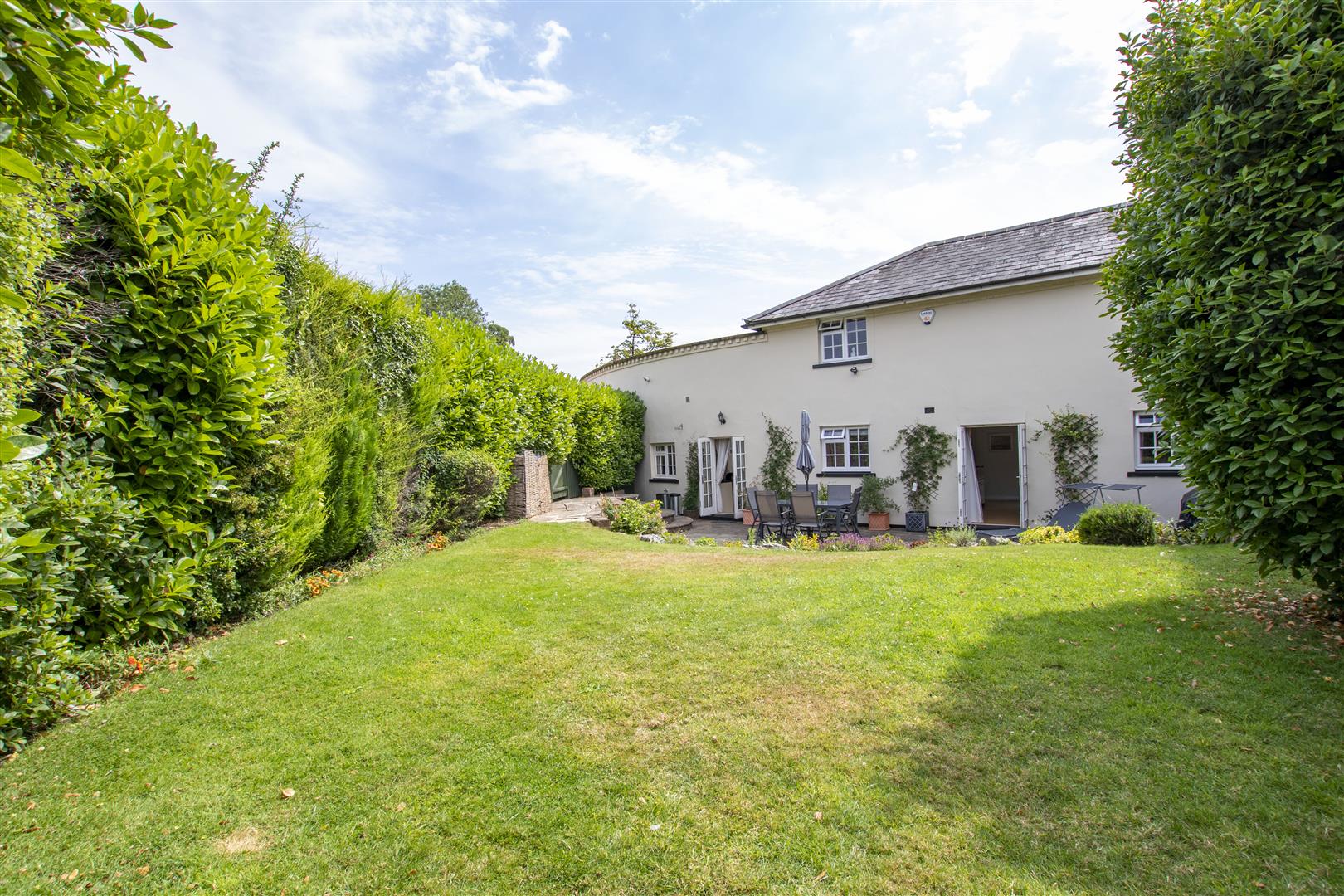 Tolmers Mews, Newgate Street, Hertford Lanes Estate Agents